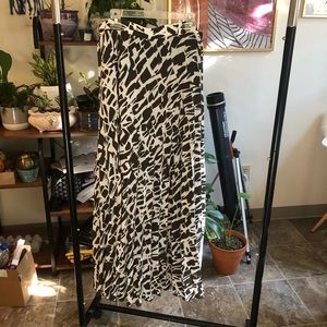 NWT Black & White Maxi Skirt